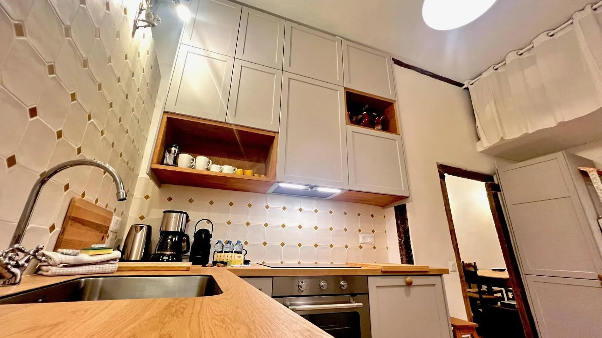 Aparthotel Riviera - Maison Du Chateau - Old Town - Promenade Des Anglais Ницца Апартаменты