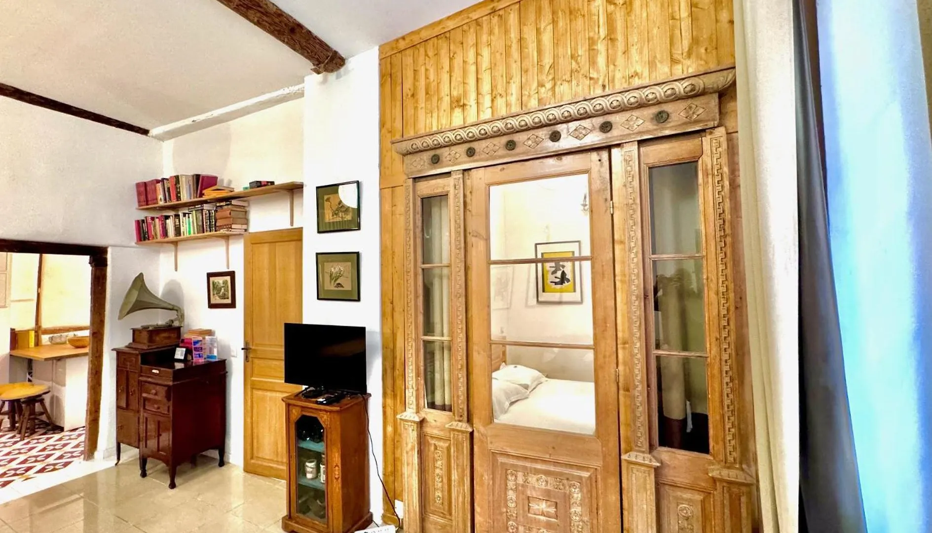 Апартаменты Aparthotel Riviera - Maison Du Chateau - Old Town - Promenade Des Anglais Ницца Франция